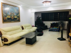 Blk 216 Jurong East Street 21 (Jurong East), HDB Executive #179966912